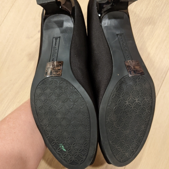 Abella Black Heels - Picture 9 of 12